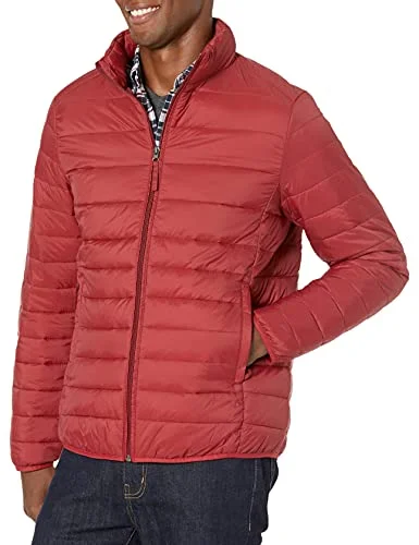 Amazon Essentials lättviktig vattentålig pufferjacka för män (finns i stora och långa), tegelröd, medium 191770679906