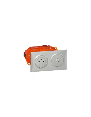 Legrand 300408 Surface Power Plugg kit + 2 USB Type A Dooxie 2.4A förkopplad, aluminiumfinish 3414971089389