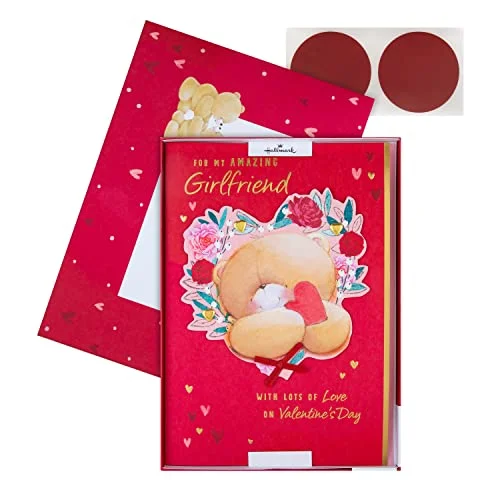 Hallmark Lyxigt alla hjärtans dag kort för flickvän förtjusande Forever Friends design med presentask 5054655570932