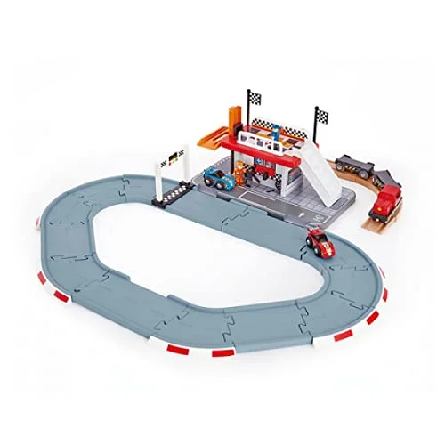 Hape Järnvägswelt racerbana med godstationsstation av trä, från 3 år 6943478025400